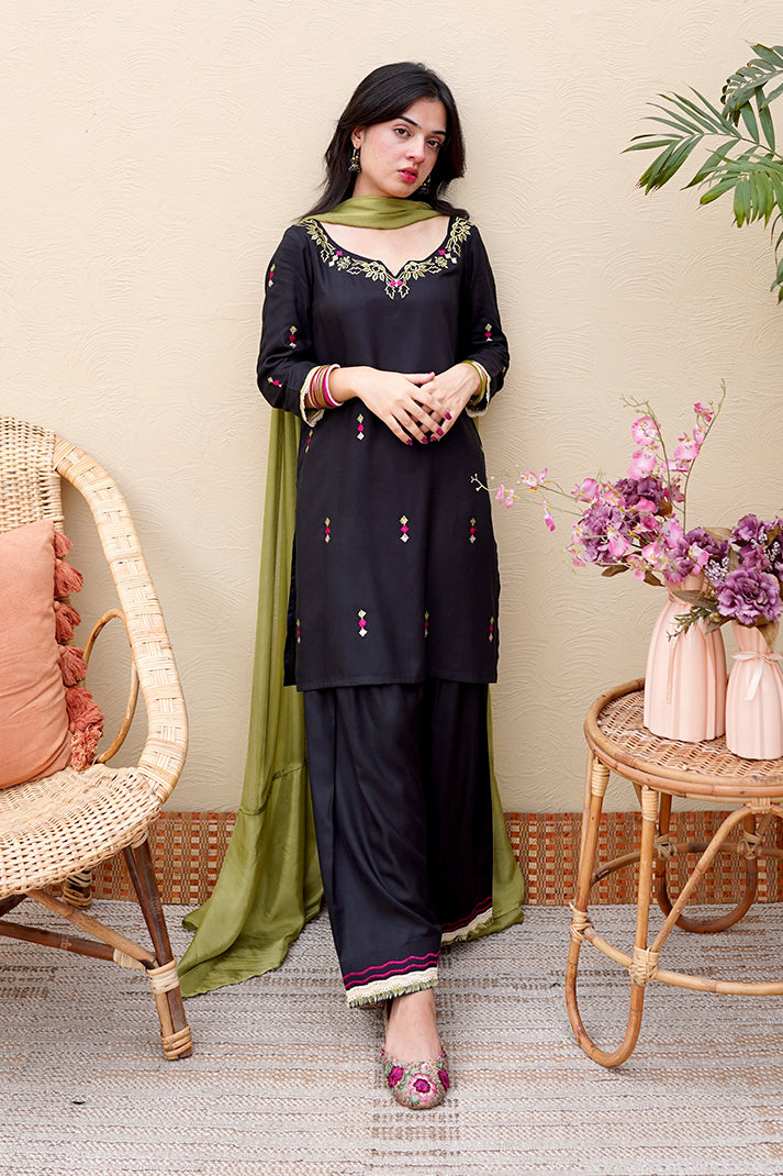 Zehra- Black Olive