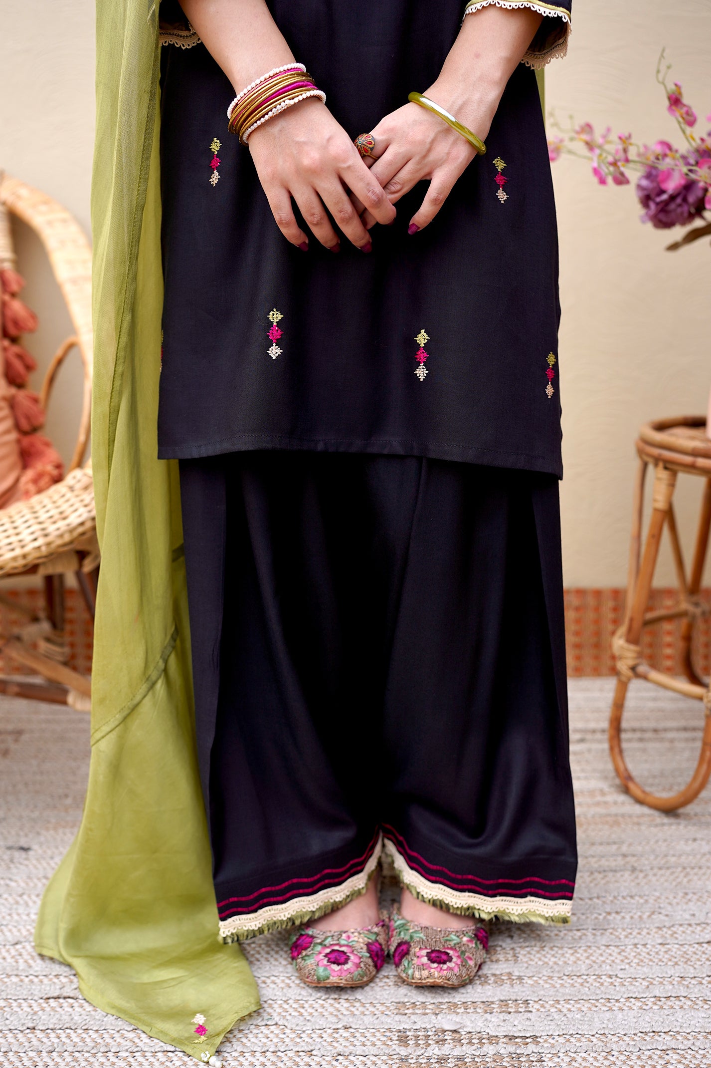 Zehra- Black Olive