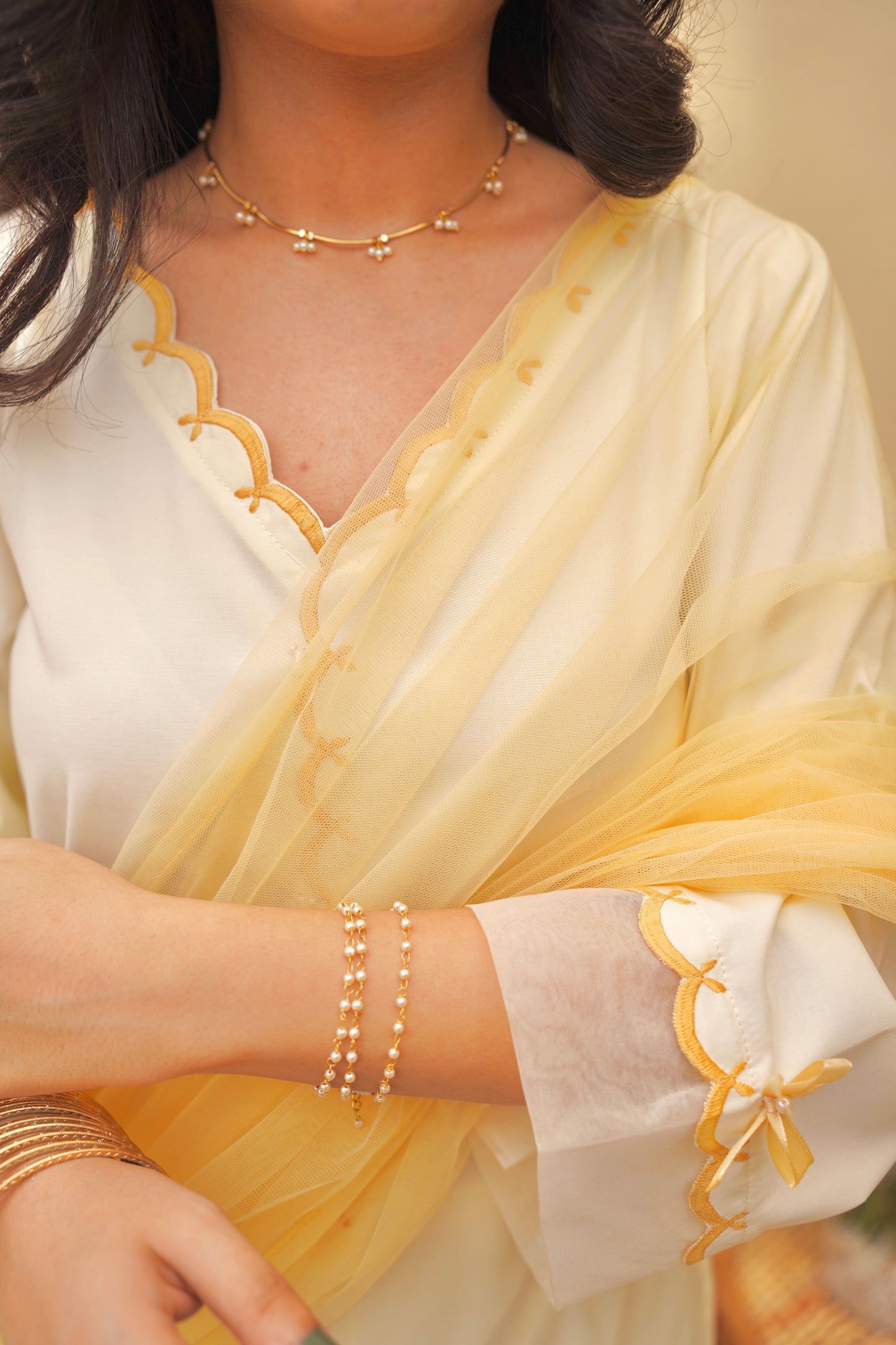 Amo- Butter Yellow