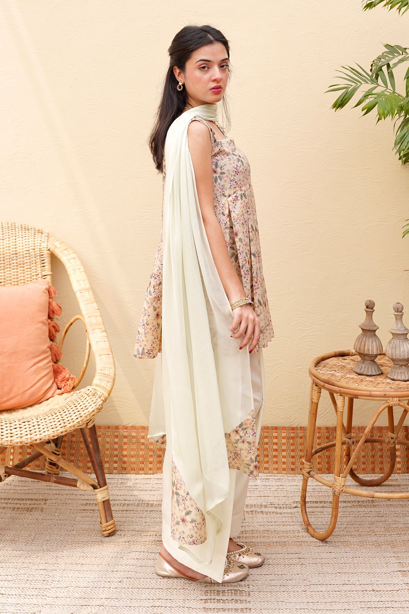 Zehra- Pearl Blossom