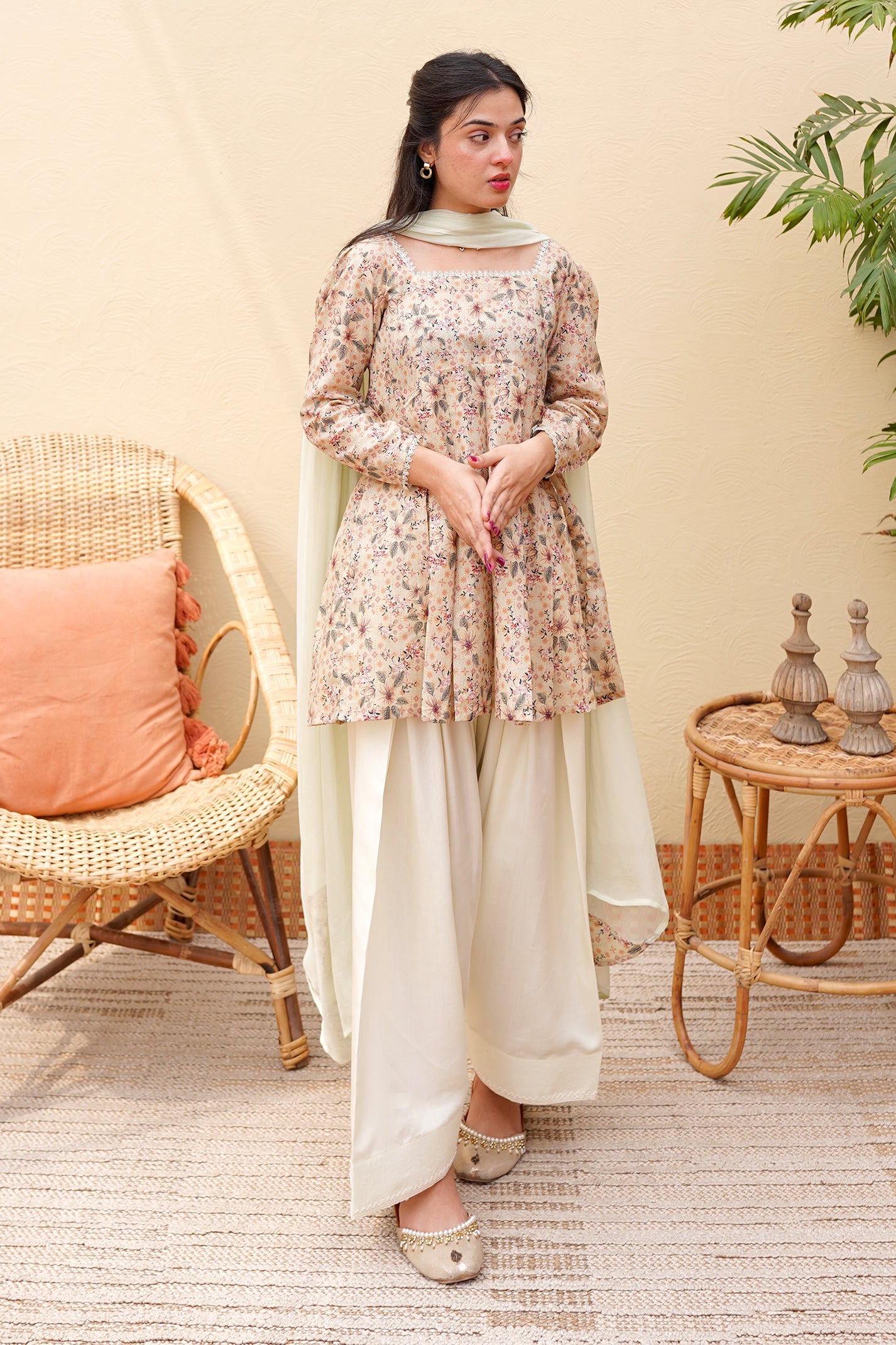 Zehra- Pearl Blossom