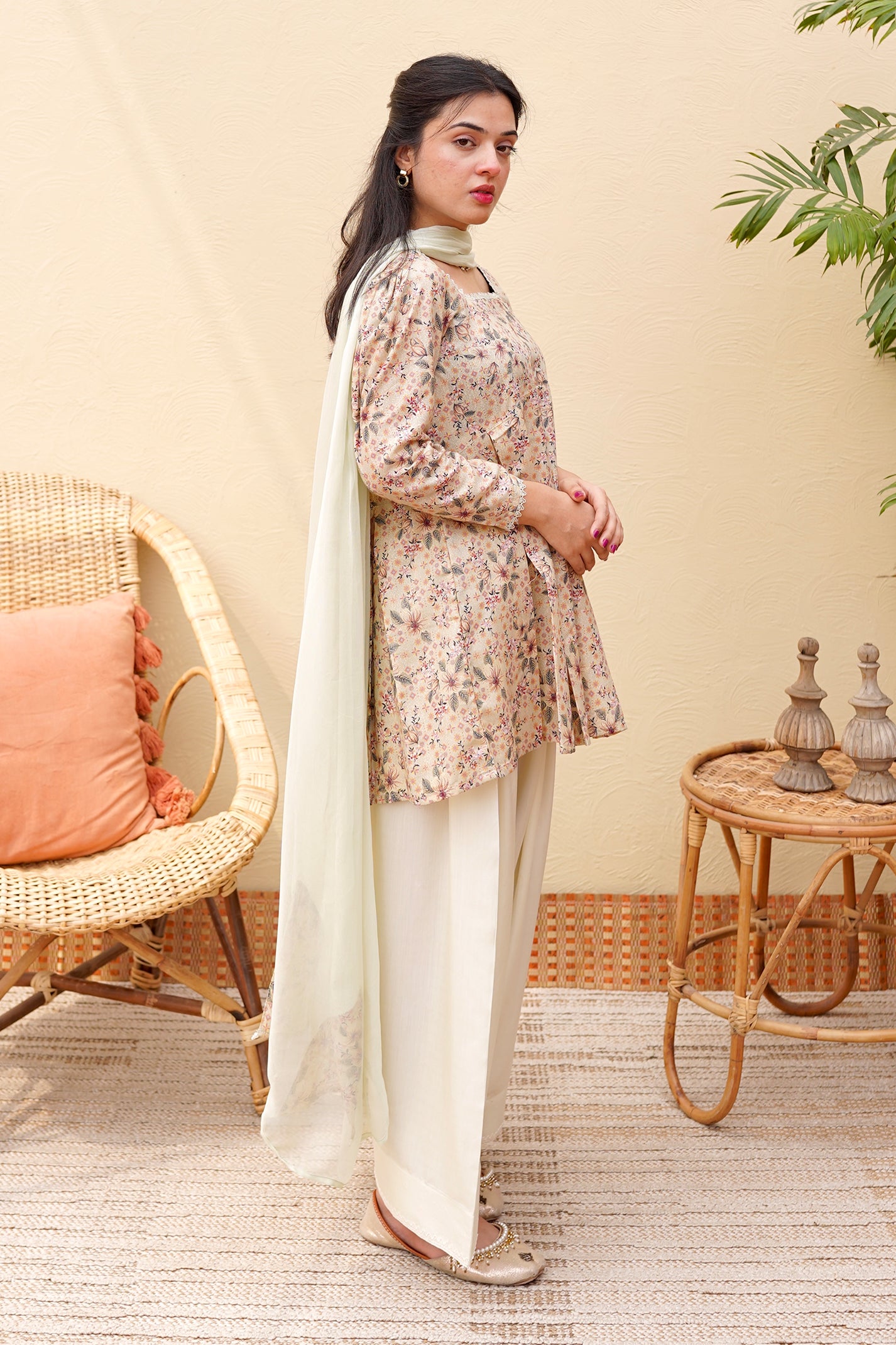 Zehra- Pearl Blossom