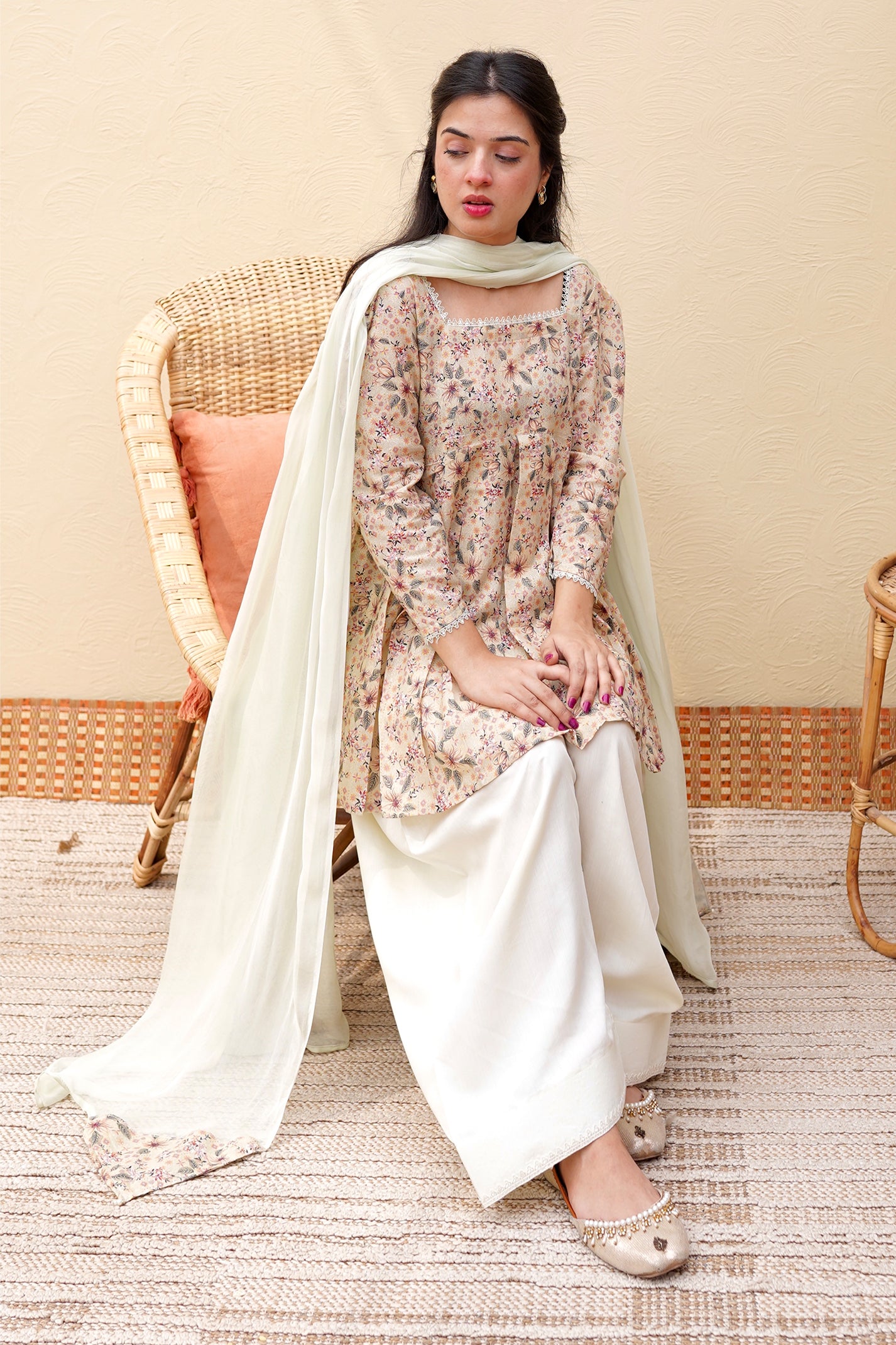Zehra- Pearl Blossom