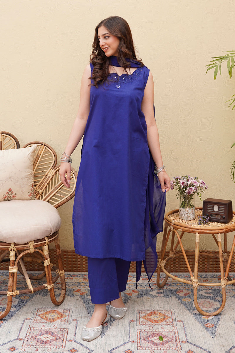 Amo- Electric Blue