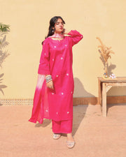 Eesha- Hot Pink