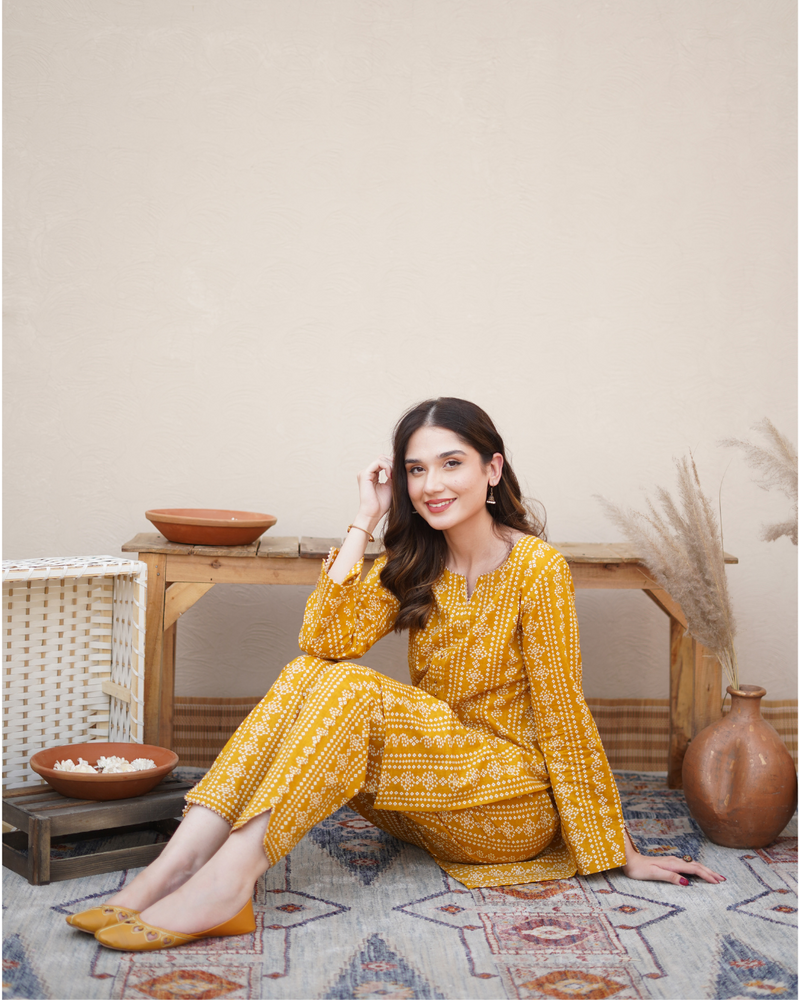 Cemile- Mustard Chunri