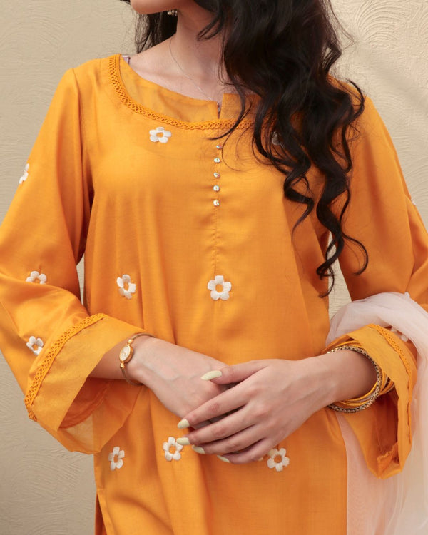 Deena- Daffodil
