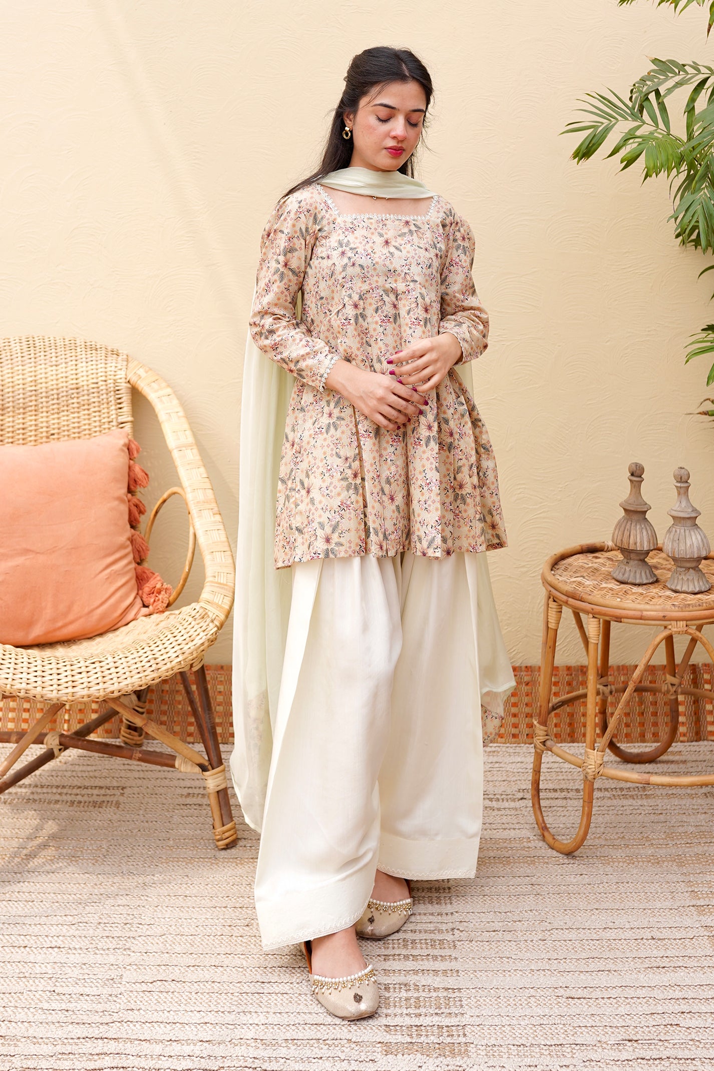 Zehra- Pearl Blossom